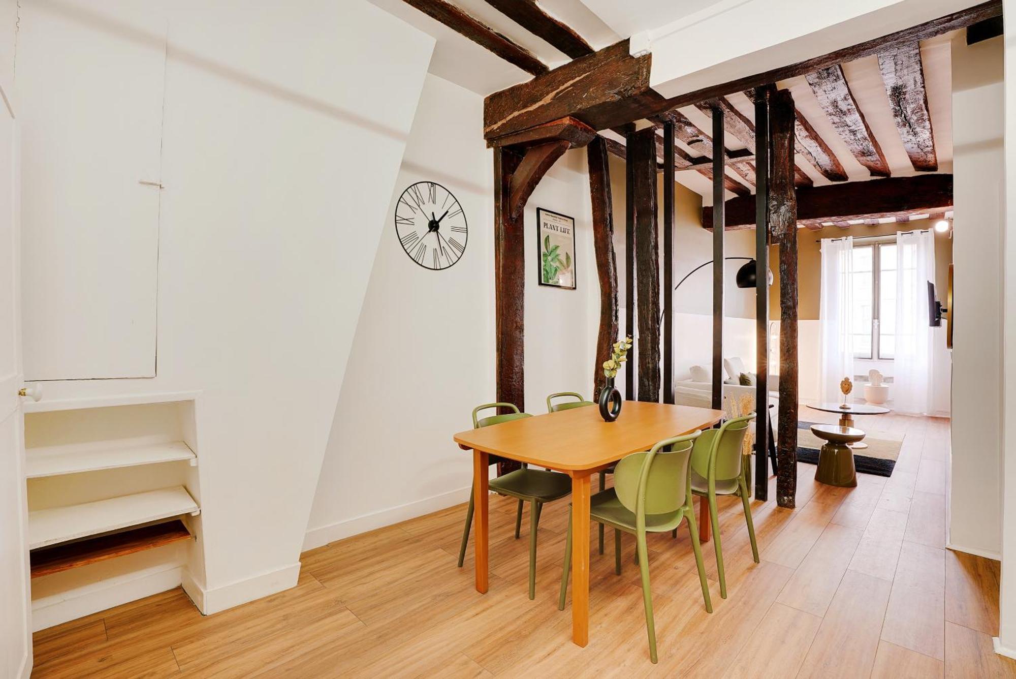 Bon Marche Apartment Paris